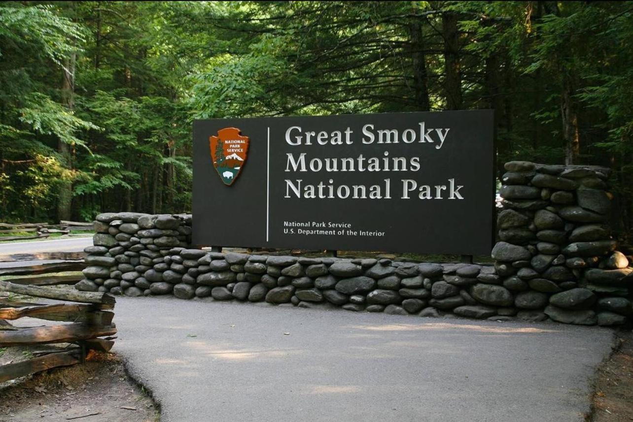 Wild Turkey "The Perfect Getaway" Villa Pigeon Forge Bagian luar foto